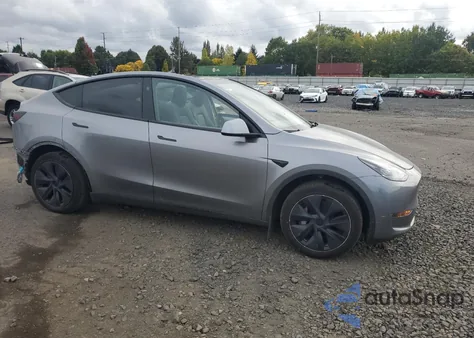 2024 Tesla Model Y z USA, uszkodzony, nr VIN 7SAYGDEE5RF164453